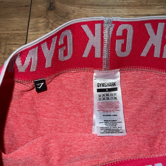 Gym shark leggings - Picture 3 of 5